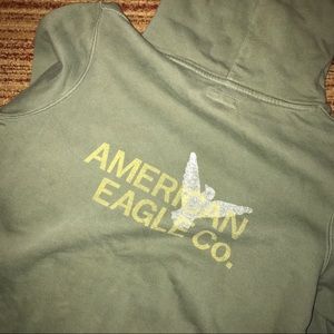 💥CUTE American Eagle army green sweater💥